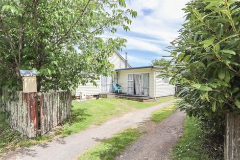 Photo of property in 14 Richmond Street, Inglewood, 4330