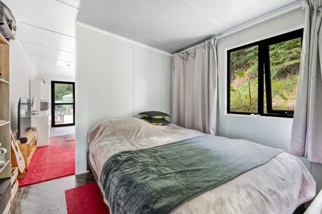 Photo of property in 12 Chenery Road, Red Beach, 0932