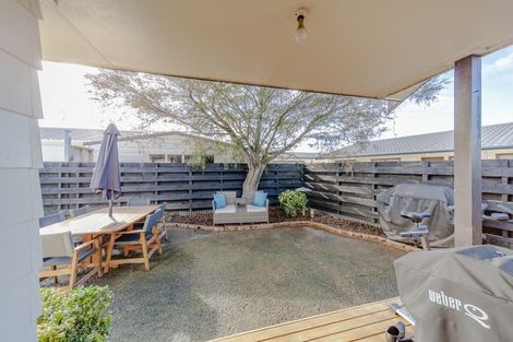 Photo of property in 42 Whiting Crescent, Greenmeadows, Napier, 4112