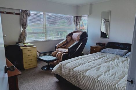 Photo of property in 1/166 Fisher Parade, Farm Cove, Auckland, 2012