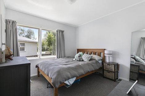 Photo of property in 123 Riverpark Crescent, Henderson, Auckland, 0610