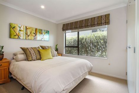 Photo of property in 25 Stella Drive, Clarks Beach, 2122
