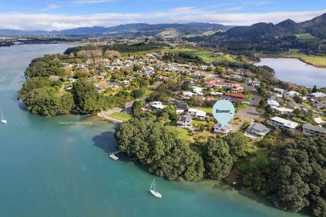 Photo of property in 22 Giles Way, Tanners Point, Katikati, 3177