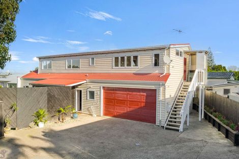 Photo of property in 46a Farquhar Road, Glendene, Auckland, 0602
