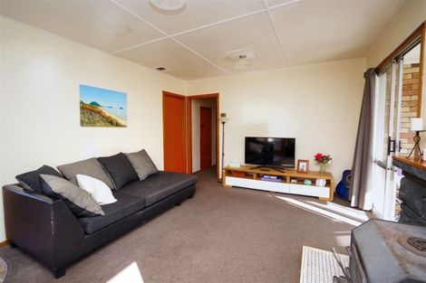 Photo of property in 11 Cameron Road, Te Puke, 3119