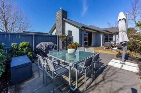 Photo of property in 6 Rosebank Close, Northwood, Christchurch, 8051