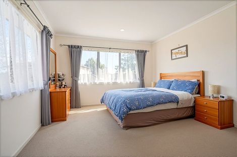 Photo of property in 48 Basra Drive, Henderson, Auckland, 0612