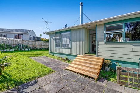 Photo of property in 23 Snells Beach Road, Snells Beach, 0920