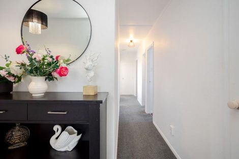 Photo of property in 56 Barraud Street, Dannevirke, 4930