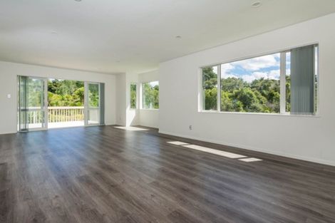 Photo of property in 91 Smythe Road, Henderson, Auckland, 0612