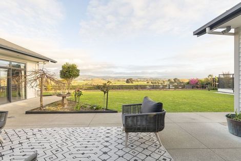 Photo of property in 58 Rodeo Drive, Kelvin Grove, Palmerston North, 4414