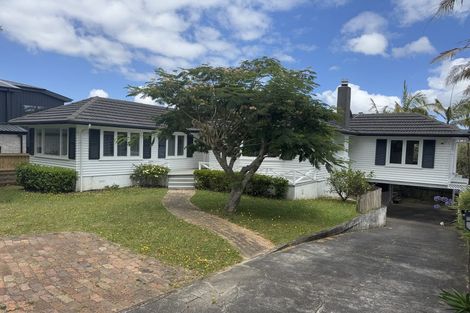 Photo of property in 15 Sandspit Road, Cockle Bay, Auckland, 2014