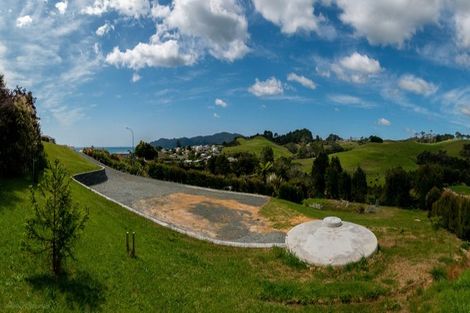 Photo of property in 13 Lori Lane, Coopers Beach, 0420