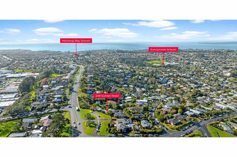 Photo of property in 249 Sunset Road, Sunnynook, Auckland, 0632