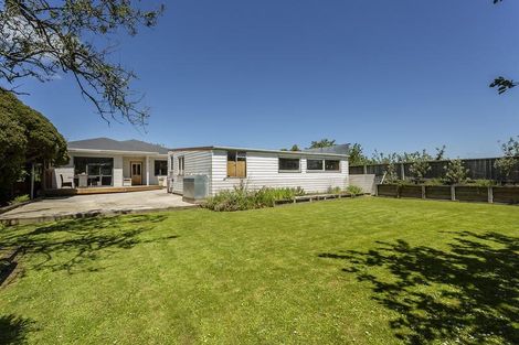 Photo of property in 16 Binnie Street, Abbotsford, Dunedin, 9018