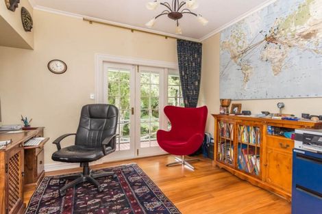 Photo of property in 467 Scenic Drive, Waiatarua, Auckland, 0612