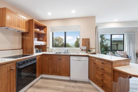 Photo of property in 52 Abilene Crescent, Churton Park, Wellington, 6037