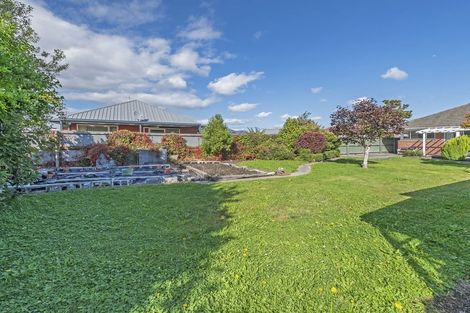 Photo of property in 8 Fatima Street, Redwood, Christchurch, 8051