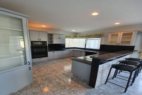 Photo of property in 33a Youngs Road, Papakura, 2110