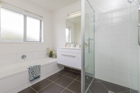 Photo of property in 29 Paso Fino Crescent, Karaka, Papakura, 2113