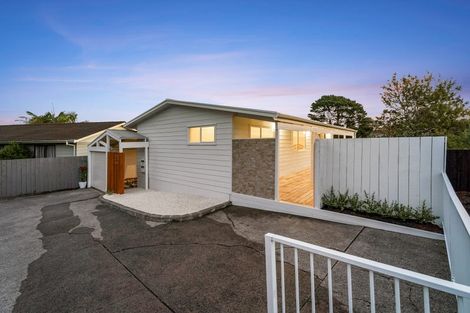 Photo of property in 2/71 Anich Road, Massey, Auckland, 0614