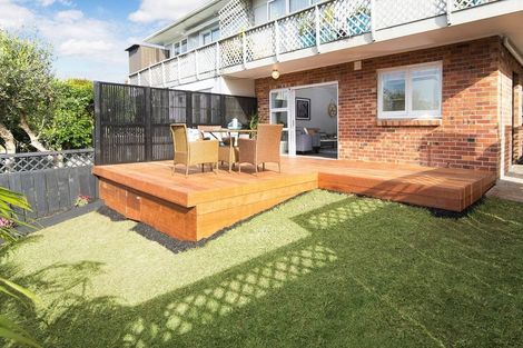 Photo of property in 2/56 Gowing Drive, Meadowbank, Auckland, 1072