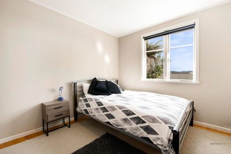 Photo of property in 180 Glengarry Road, Glen Eden, Auckland, 0602