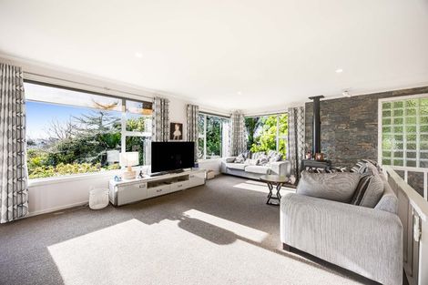Photo of property in 1135 Scenic Drive North, Swanson, Auckland, 0816