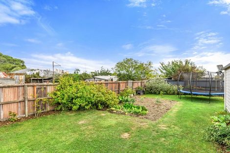 Photo of property in 71 Hargood Street, Woolston, Christchurch, 8062
