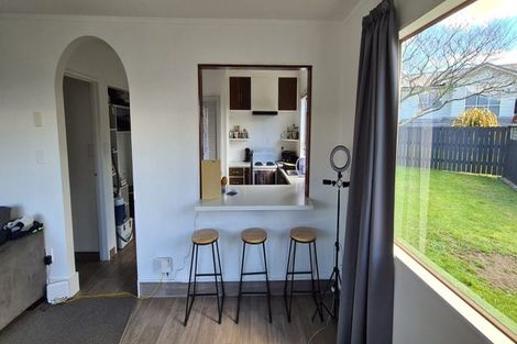 Photo of property in 2/6 Shera Street, Acacia Bay, Taupo, 3330