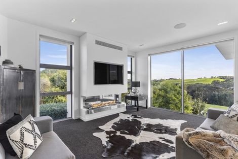 Photo of property in 824 Redoubt Road, Flat Bush, Auckland, 2019