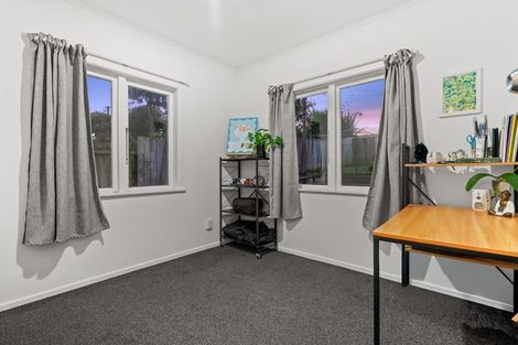 Photo of property in 2/57 Mahia Road, Manurewa, Auckland, 2102