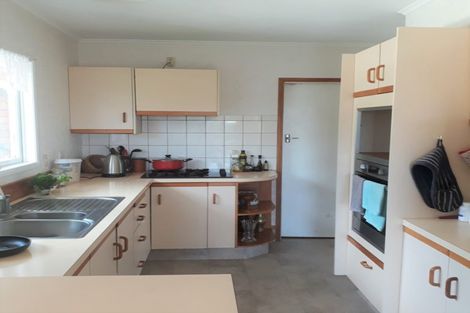 Photo of property in 12 Norfolk Rise, Waiuku, 2123