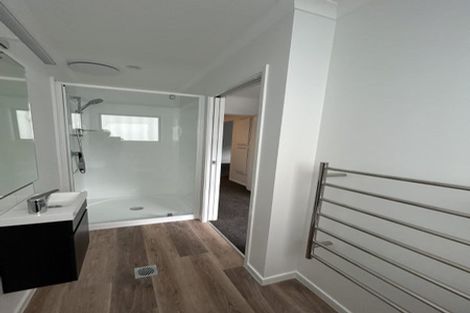 Photo of property in 15 Koreke Close, Kenepuru, Porirua, 5022