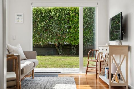 Photo of property in 205a Ocean Road, Whangamata, 3620