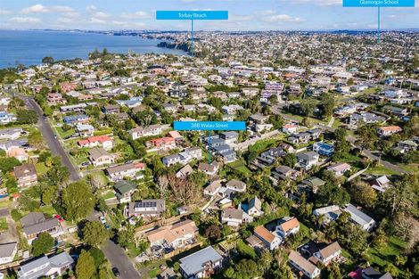 Photo of property in 2/38 Waiau Street, Torbay, Auckland, 0630