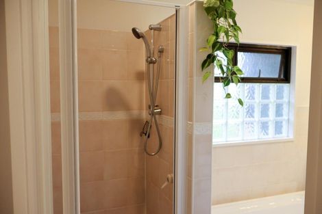 Photo of property in 18 Ander Place, Takapuna, Auckland, 0622