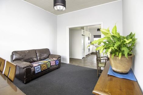 Photo of property in 36 Shamrock Street, Takaro, Palmerston North, 4412