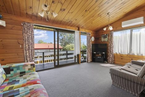 Photo of property in 62 Cumberland Crescent, Welcome Bay, Tauranga, 3112