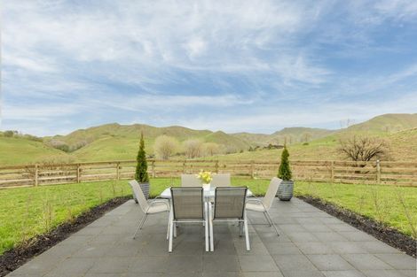 Photo of property in 920 Waimarama Road, Waimarama, Havelock North, 4294