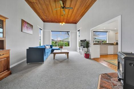 Photo of property in 65 Wilson Street, Hawera, 4610