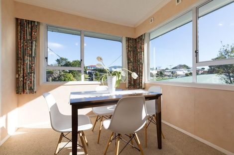 Photo of property in 65 Awanui Street, Merrilands, New Plymouth, 4312