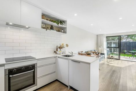 Photo of property in 35 Ivy Nola Way, Henderson, Auckland, 0612