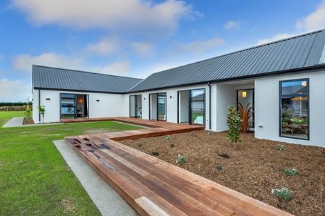 Photo of property in 37 Texel Crescent, West Melton, 7618