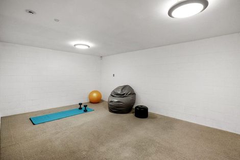 Photo of property in 79 Mantell Street, Seatoun, Wellington, 6022