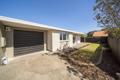 Photo of property in 17b Rimu Street, Hawera, 4610