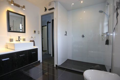 Photo of property in 81a Middleton Road, Upper Riccarton, Christchurch, 8041