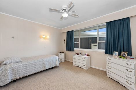 Photo of property in 80 Saint Andrews Terrace, St Andrews, Hamilton, 3200