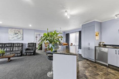 Photo of property in 67a Pohutukawa Place, Bell Block, New Plymouth, 4312