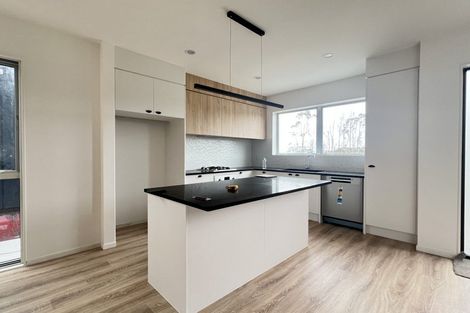 Photo of property in 7 Paretao Street, Massey, Auckland, 0614